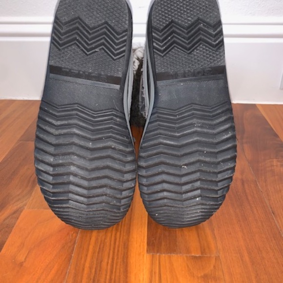 SOREL Joan Of Arctic Waterproof Size 8 - Picture 3 of 7